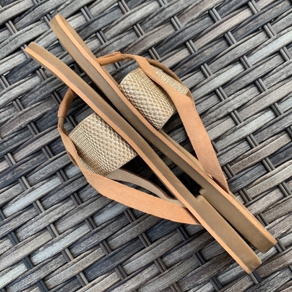 LUCKY Brand Baxx Leather Flat Sandal - Picture 10 of 16